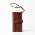 Cartera Larga Cincelada en Café Warm Cognac | Wristlet de Piel
